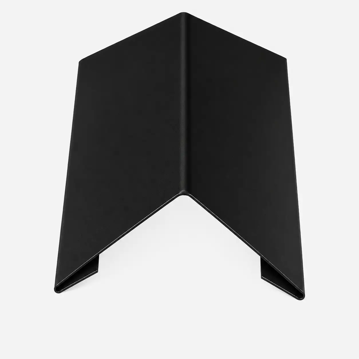 FL11 Cladding Corner 3 m Long Black FL11 Cladding Corner 3 m Long Black - Image 1