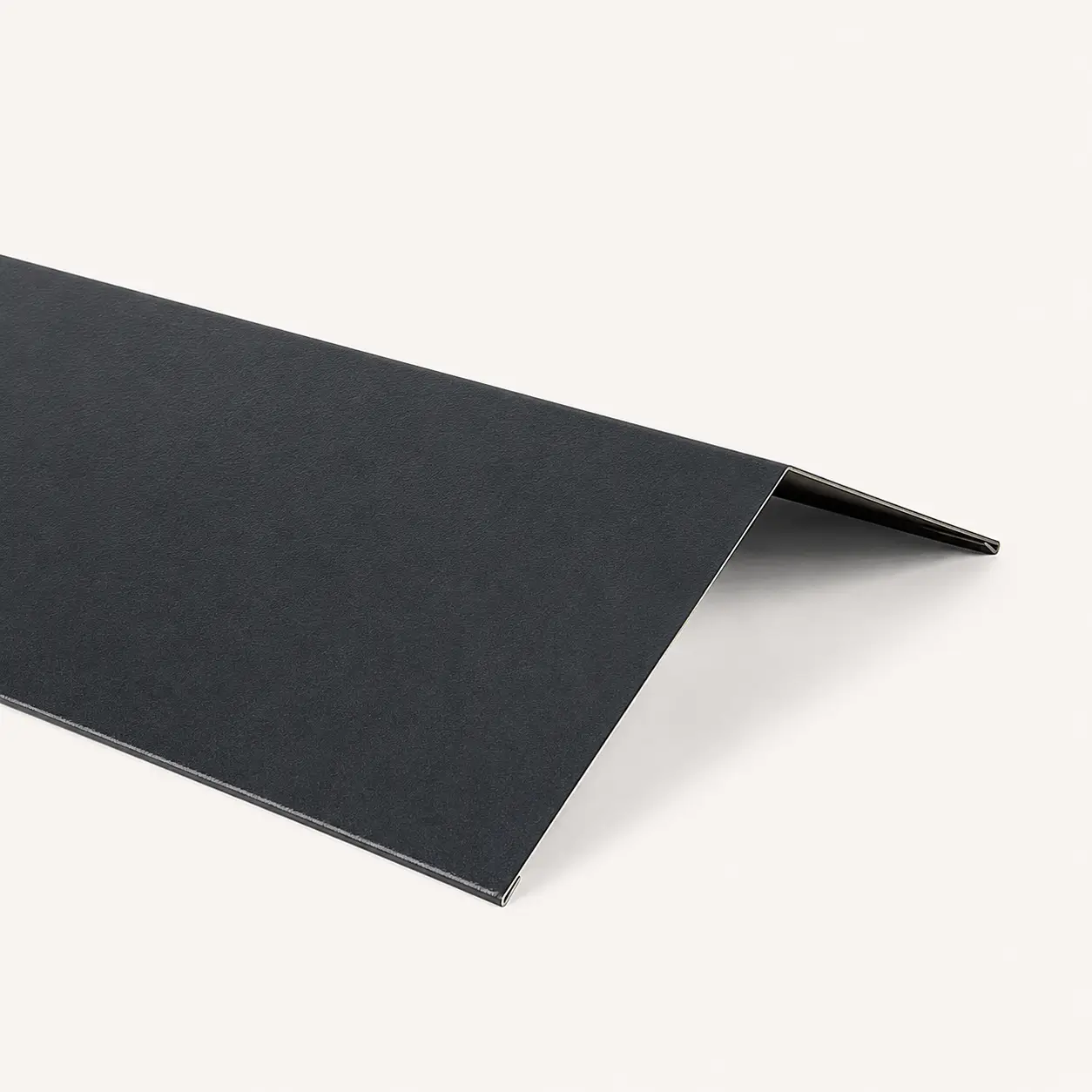 FL8 Pitch Transition Flashing Down 2m Black FL8 Pitch Transition Flashing Down 2m Black - Image 1